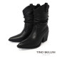 TINO BELLINI 貝里尼 巴西進口 真皮 褶皺造型 牛仔短靴 FWUT005-1(黑色)