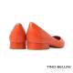 TINO BELLINI 貝里尼 巴西進口 鉚釘造型 尖頭 低跟鞋 FWCV043-Q(橘色)
